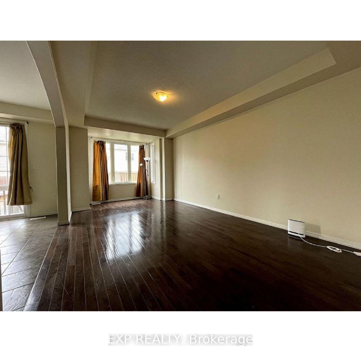 Photo 7 of 58 Meadowcrest Lane, Brampton, Northwest Brampton — HOMEH