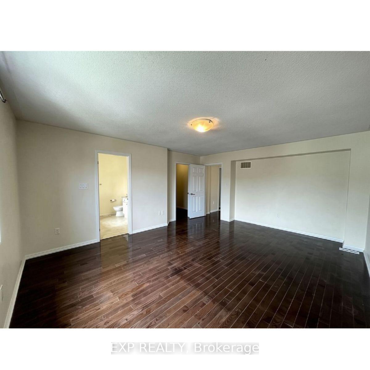 Photo 16 of 58 Meadowcrest Lane, Brampton, Northwest Brampton — HOMEH