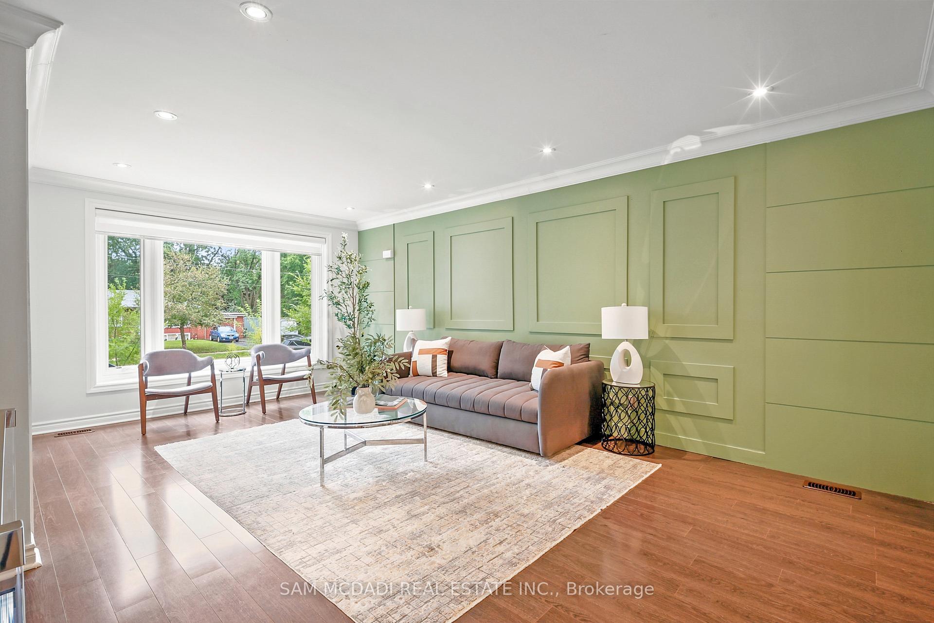 Photo 8 of 1207 Pinegrove Road, Oakville, West — HOMEH