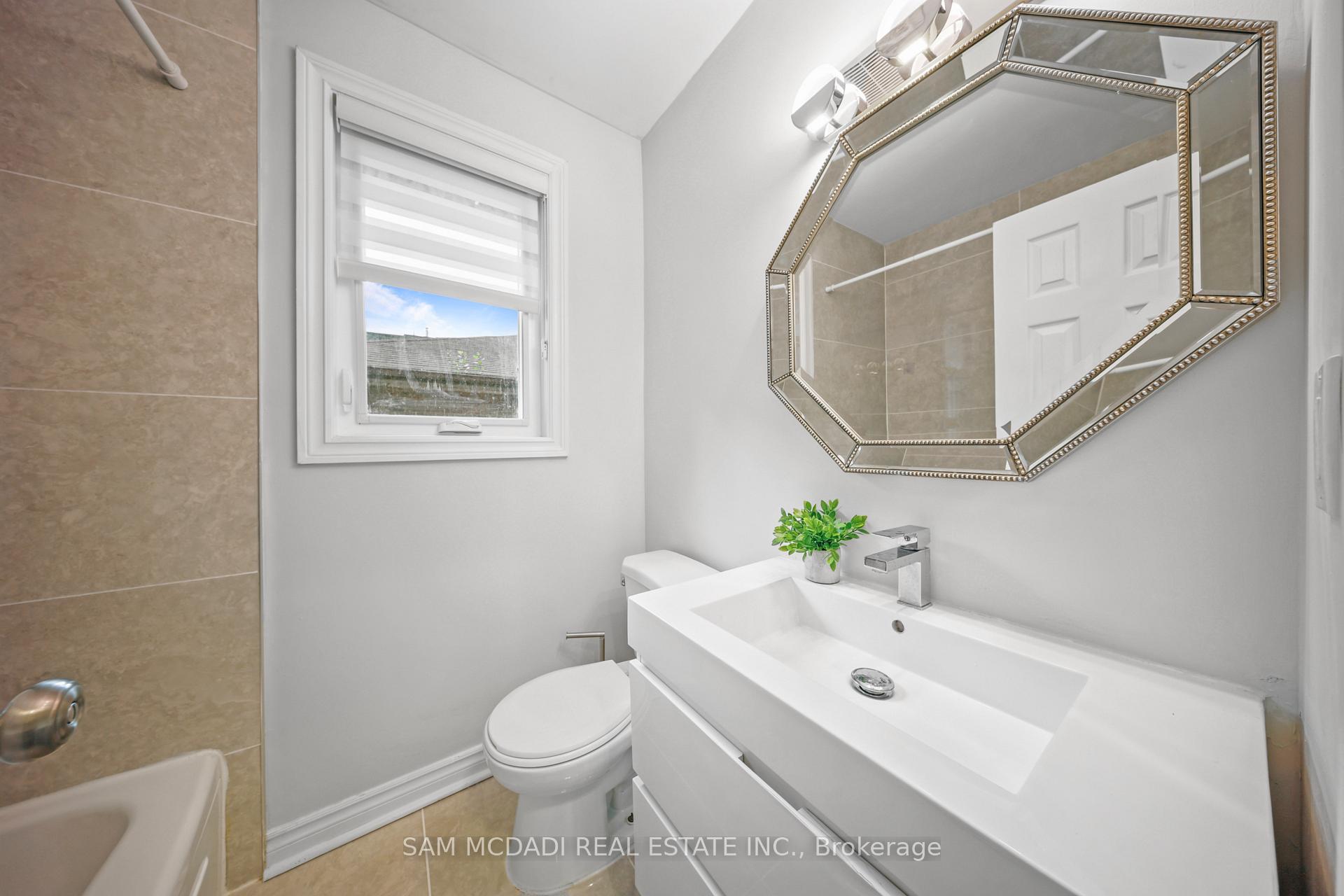 Photo 17 of 1207 Pinegrove Road, Oakville, West — HOMEH
