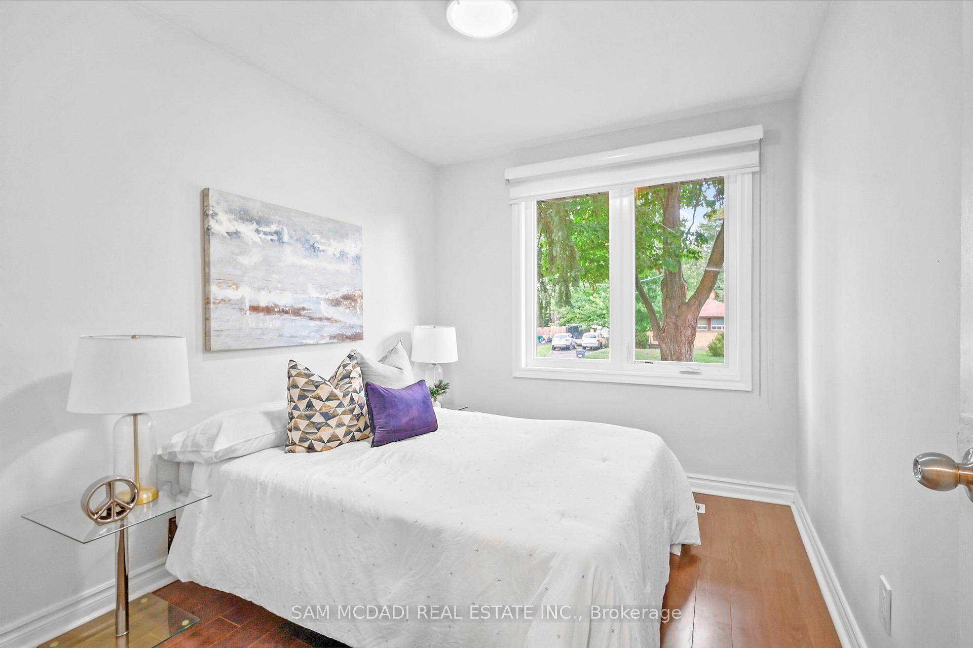 Photo 18 of 1207 Pinegrove Road, Oakville, West — HOMEH
