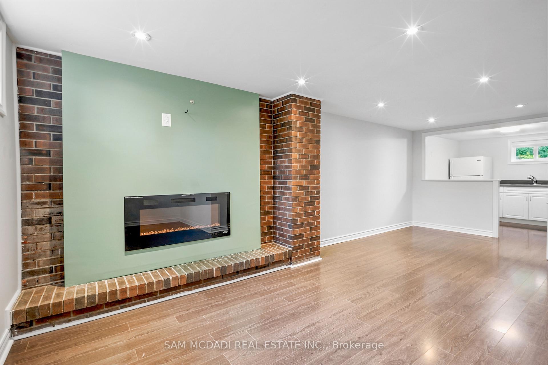 Photo 20 of 1207 Pinegrove Road, Oakville, West — HOMEH