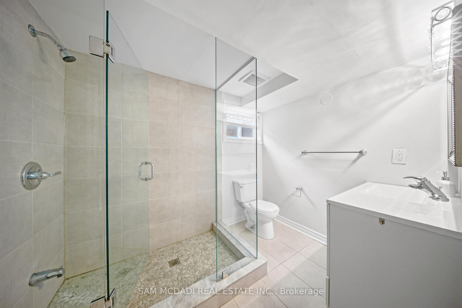 Photo 25 of 1207 Pinegrove Road, Oakville, West — HOMEH