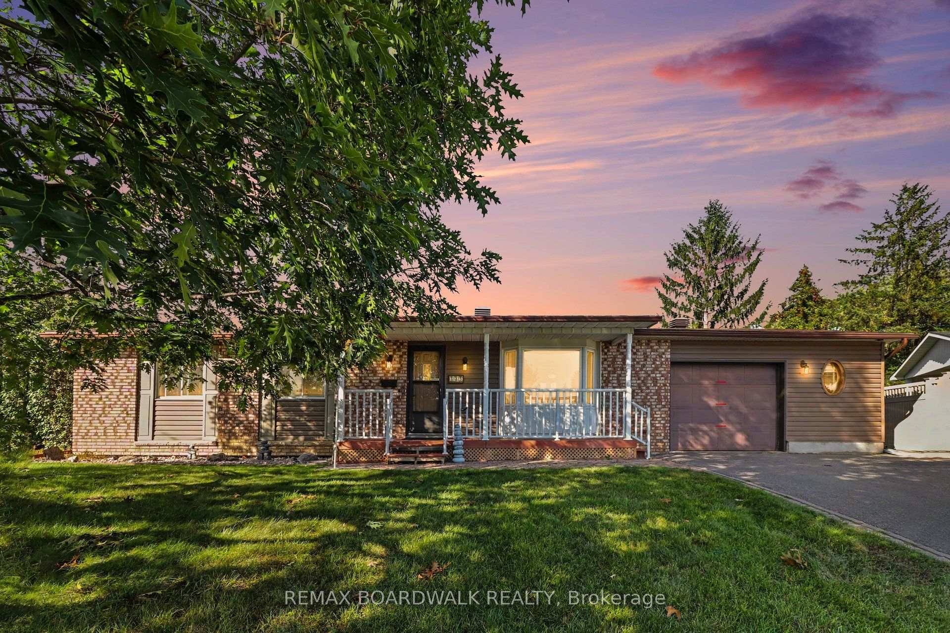 Photo of 389 Hatfield Crescent