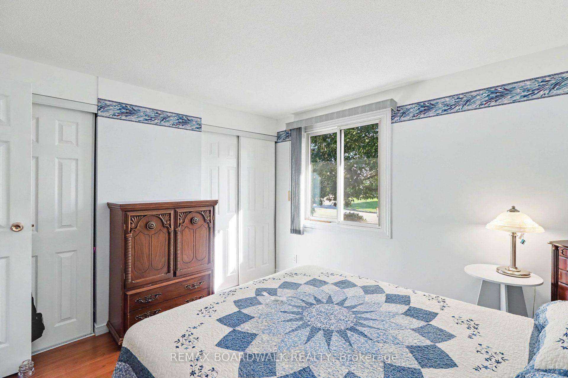 Photo 21 of 389 Hatfield Crescent, Ottawa, Bilberry Creek/Queenswood Heights — HOMEH