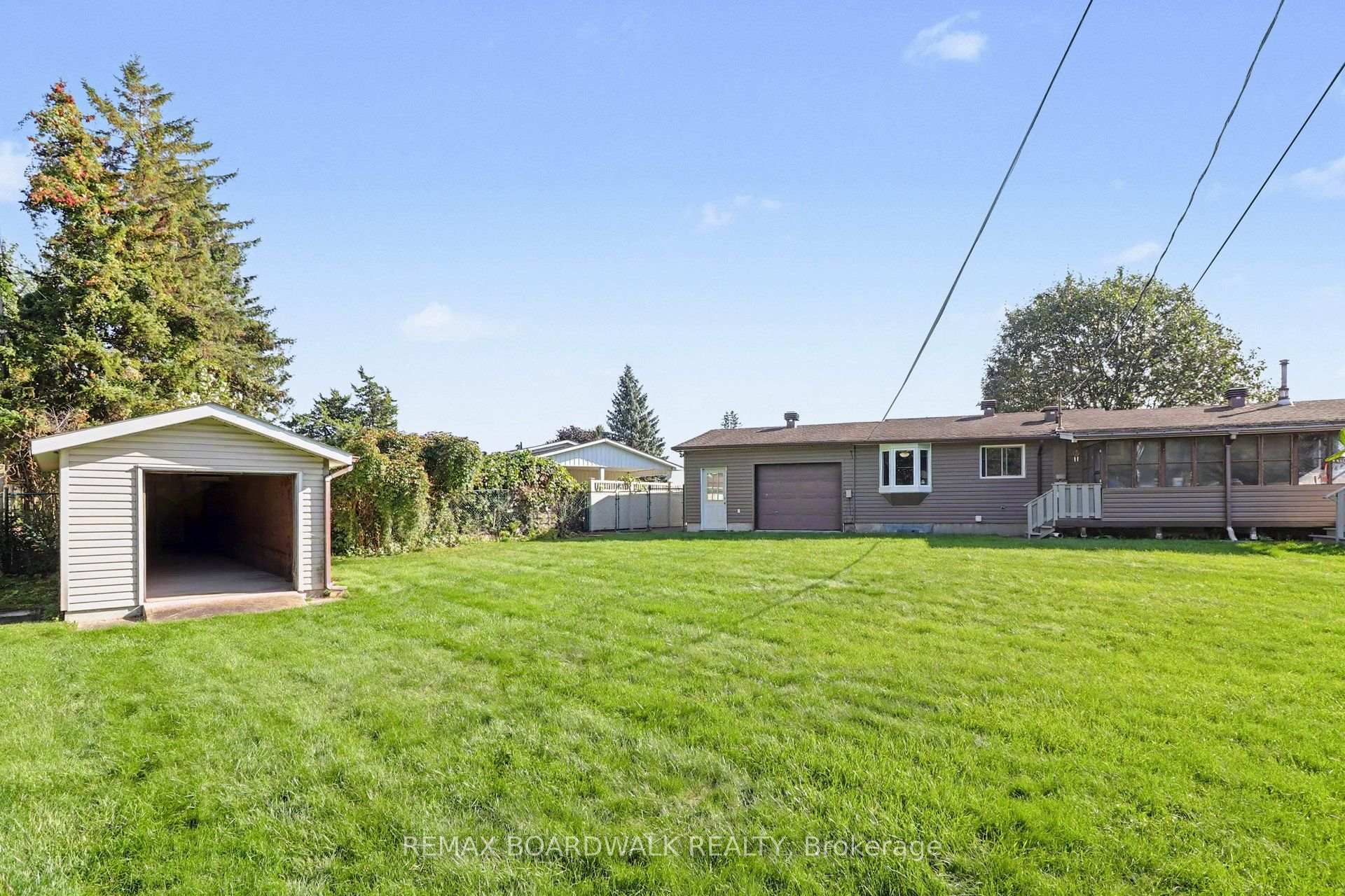 Photo 50 of 389 Hatfield Crescent, Ottawa, Bilberry Creek/Queenswood Heights — HOMEH