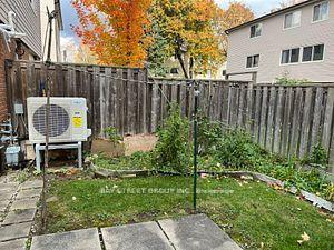 Photo 11 of 11 Yellow Birch Way, North York, Hillcrest Village — HOMEH