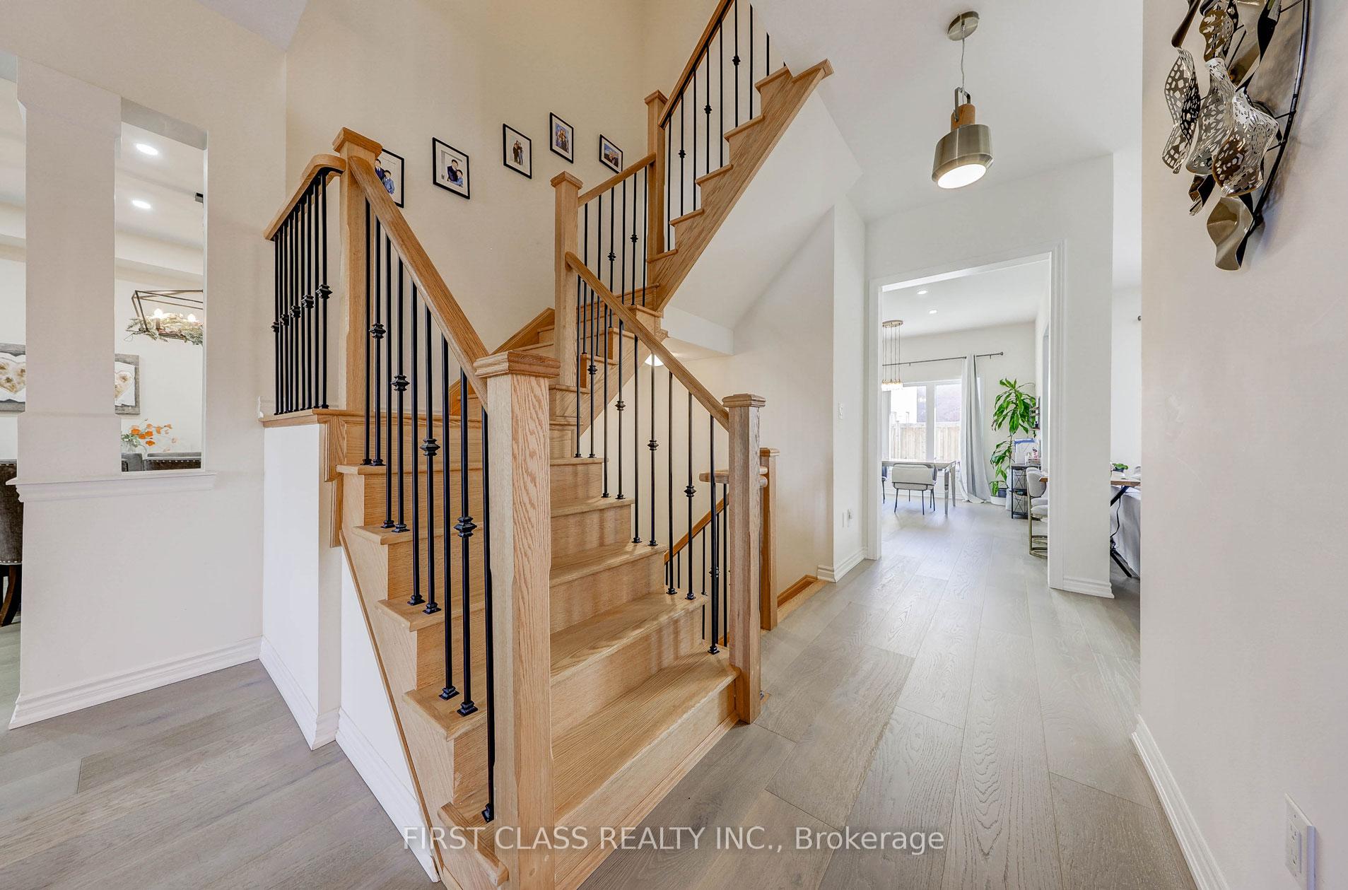 Photo 8 of 7 Cranley Road, East Gwillimbury, Sharon — HOMEH