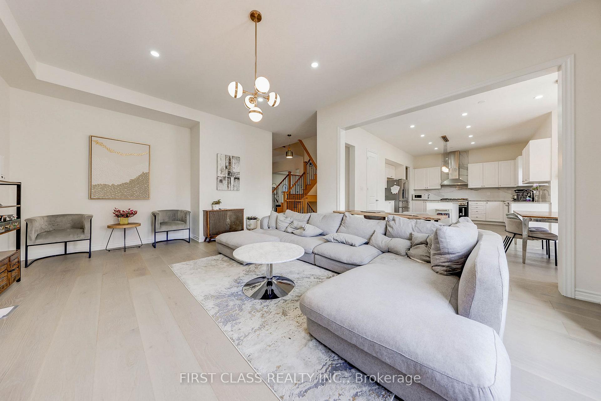 Photo 10 of 7 Cranley Road, East Gwillimbury, Sharon — HOMEH