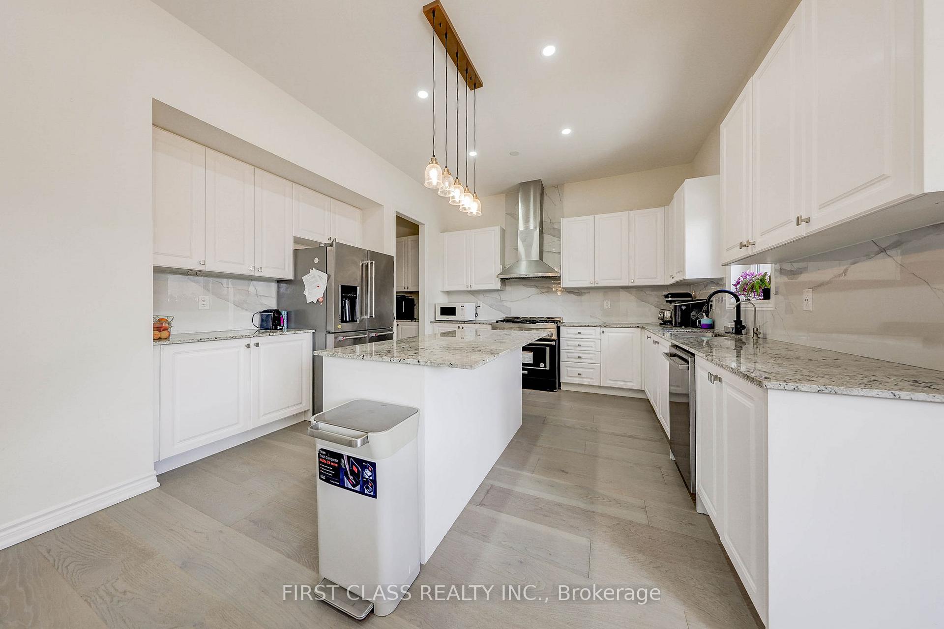 Photo 15 of 7 Cranley Road, East Gwillimbury, Sharon — HOMEH