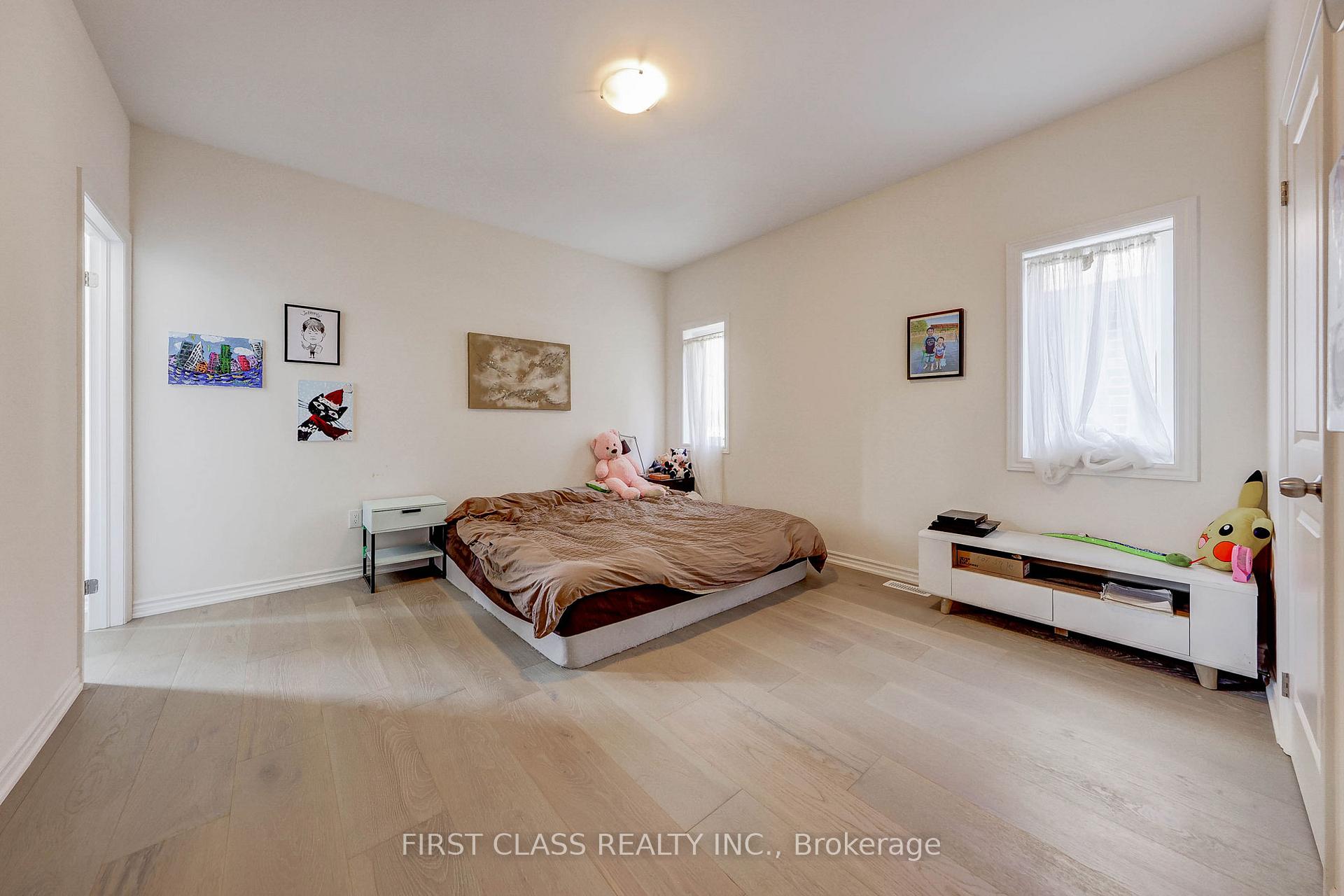 Photo 42 of 7 Cranley Road, East Gwillimbury, Sharon — HOMEH