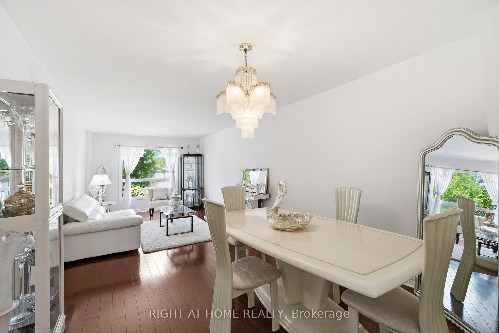 Photo 5 of 87 William Honey Crescent, Markham, Middlefield — HOMEH