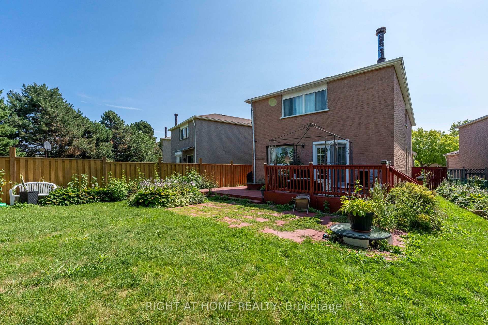 Photo 29 of 87 William Honey Crescent, Markham, Middlefield — HOMEH