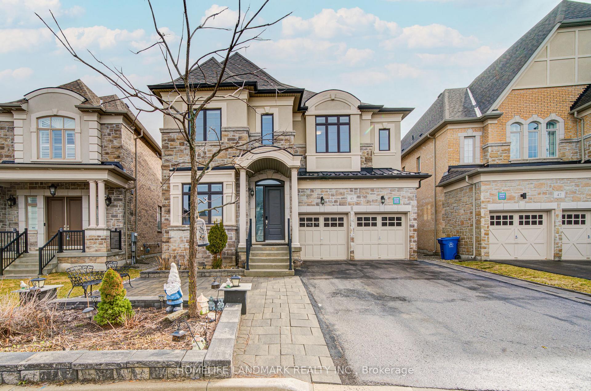 Photo of 43 Mike Boshevski Court