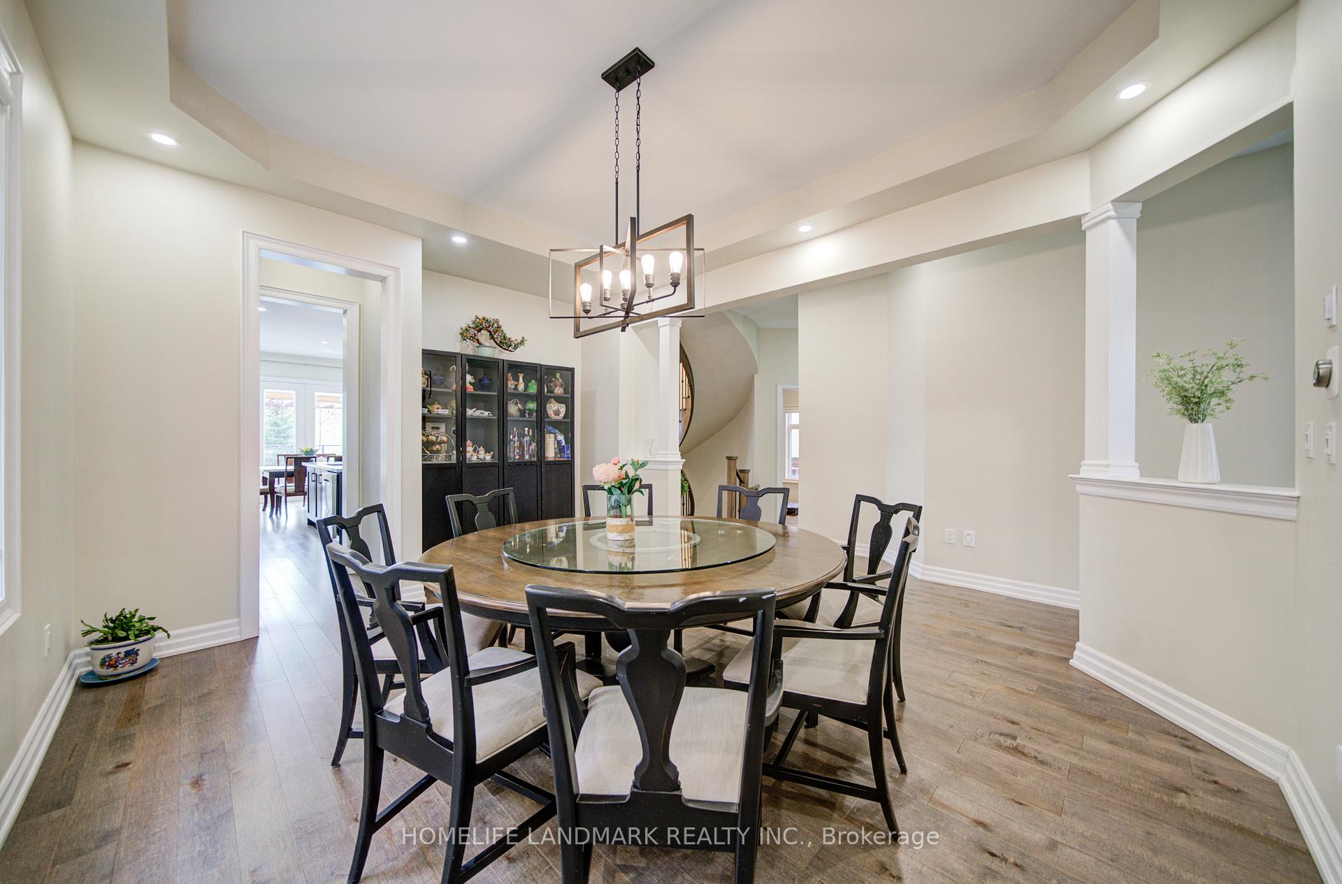 Photo 11 of 43 Mike Boshevski Court, Aurora, Bayview Northeast — HOMEH