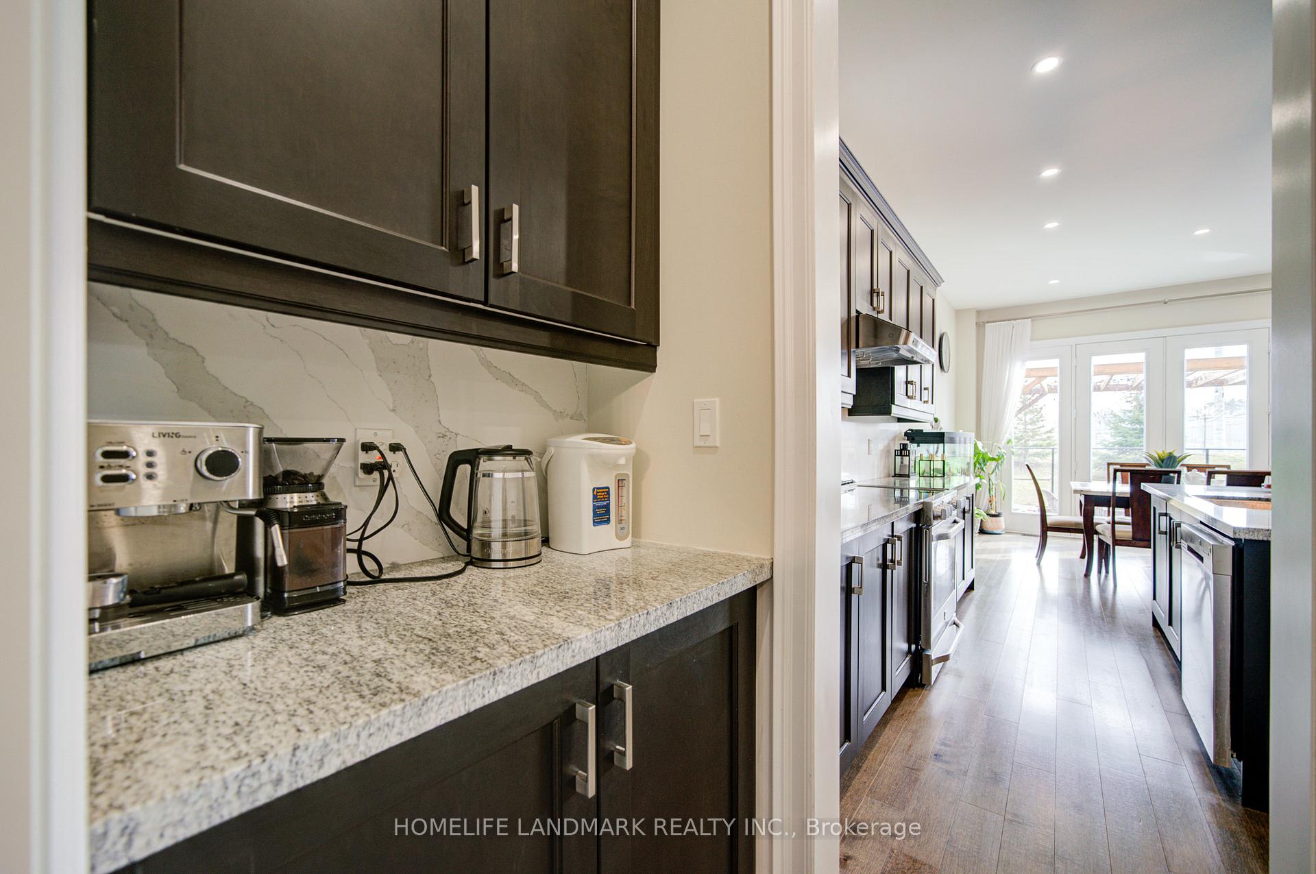 Photo 12 of 43 Mike Boshevski Court, Aurora, Bayview Northeast — HOMEH