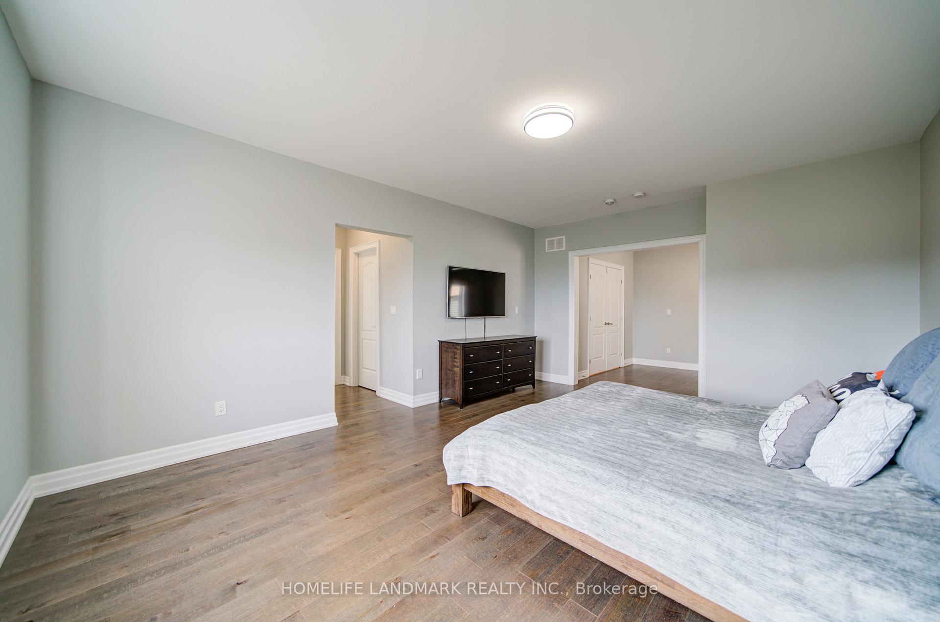 Photo 28 of 43 Mike Boshevski Court, Aurora, Bayview Northeast — HOMEH