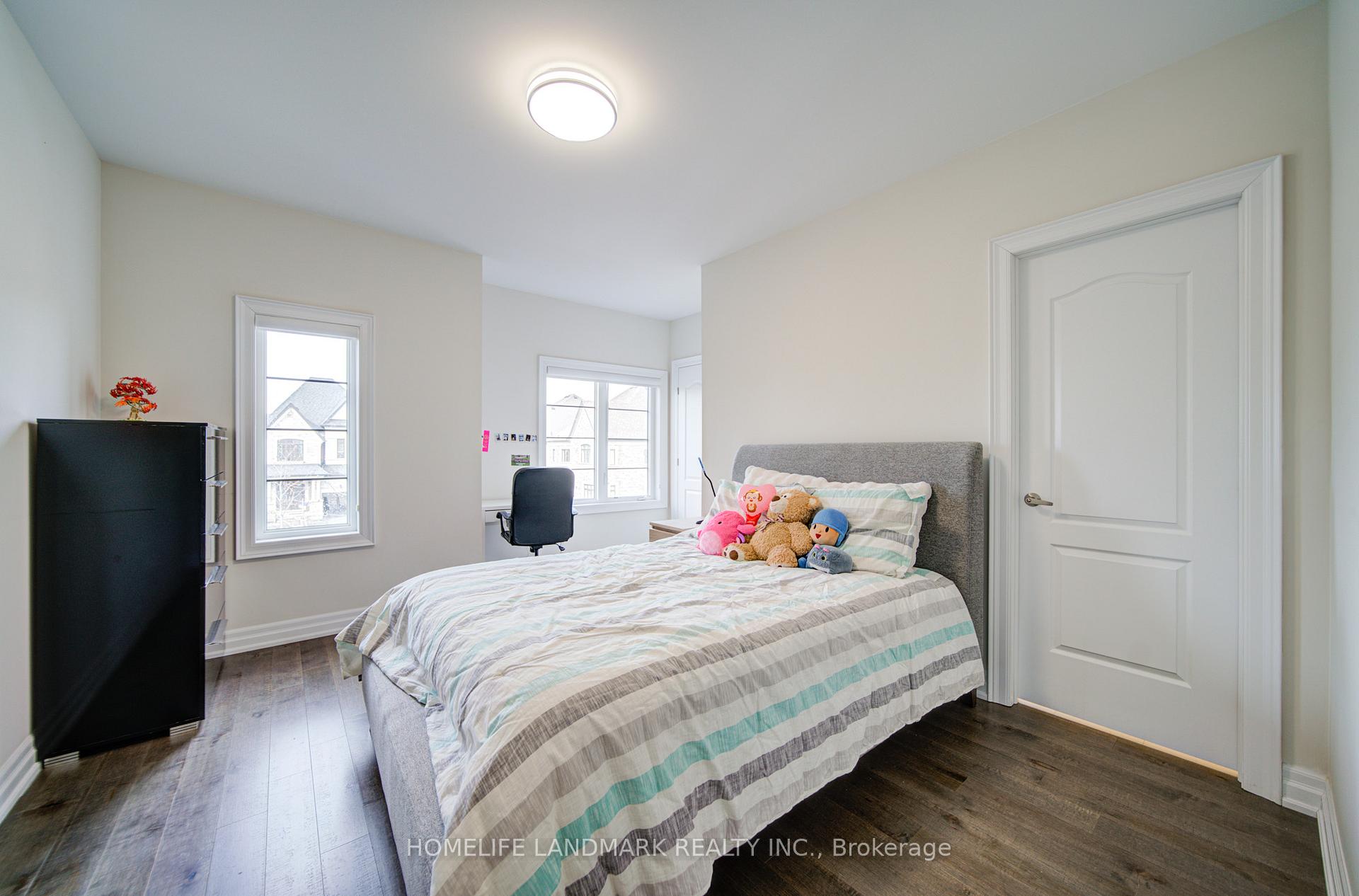Photo 33 of 43 Mike Boshevski Court, Aurora, Bayview Northeast — HOMEH