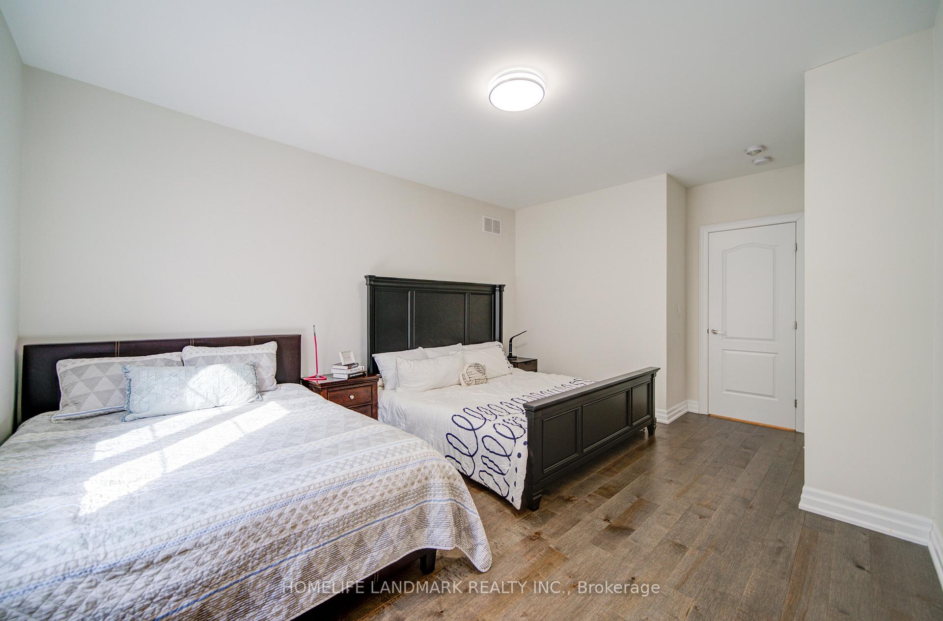 Photo 36 of 43 Mike Boshevski Court, Aurora, Bayview Northeast — HOMEH