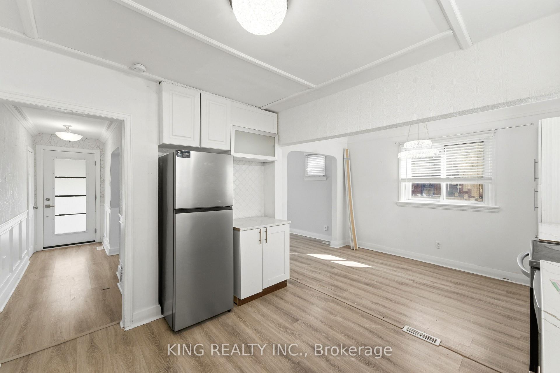 Photo 11 of 75 Tollgate Road, Brantford, Henderson-Sky Acres — HOMEH