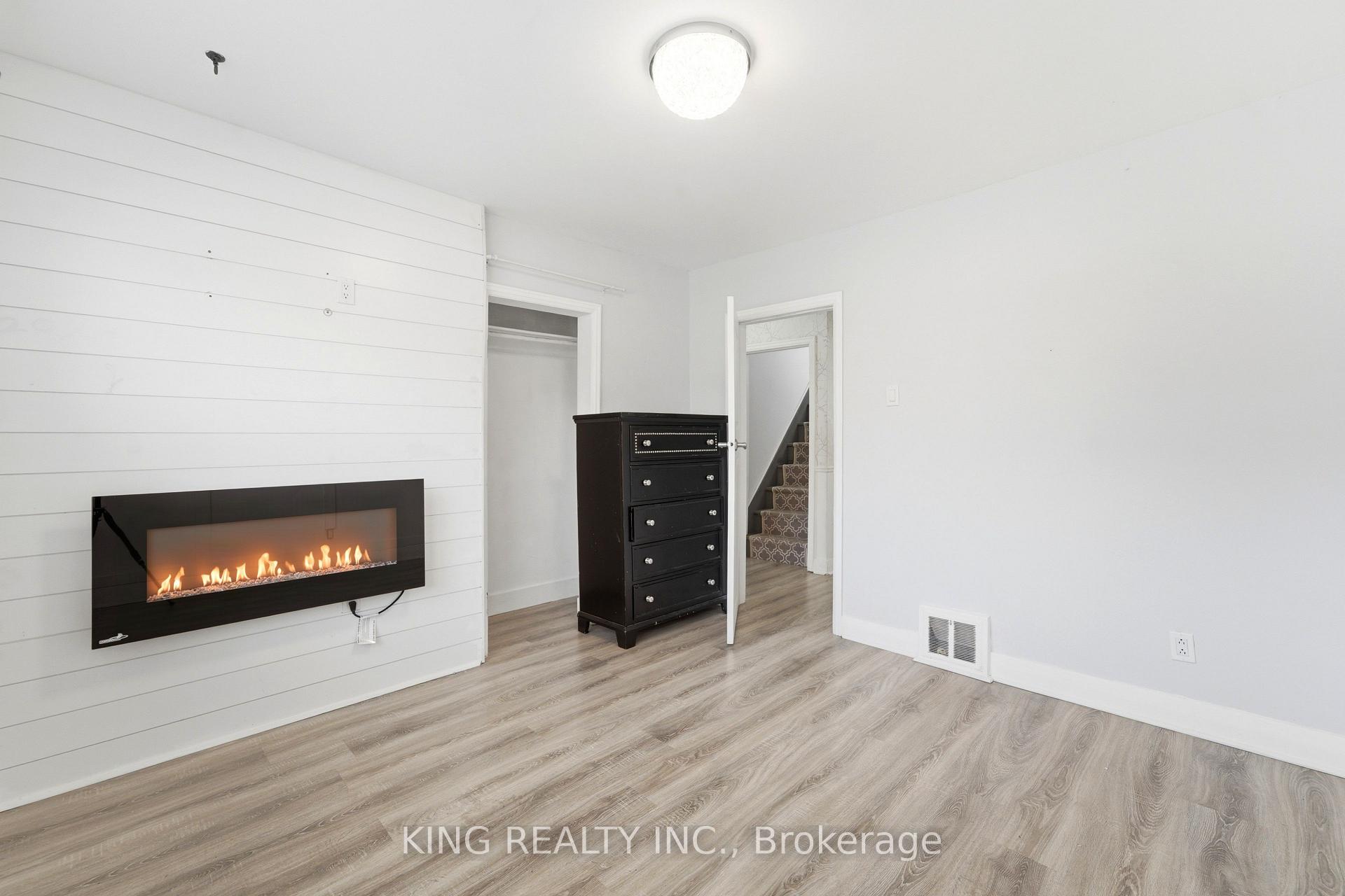 Photo 13 of 75 Tollgate Road, Brantford, Henderson-Sky Acres — HOMEH