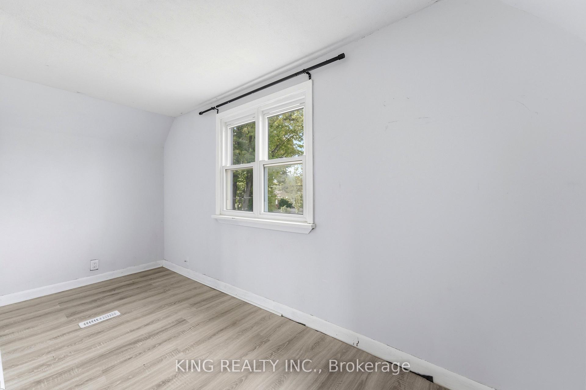 Photo 22 of 75 Tollgate Road, Brantford, Henderson-Sky Acres — HOMEH