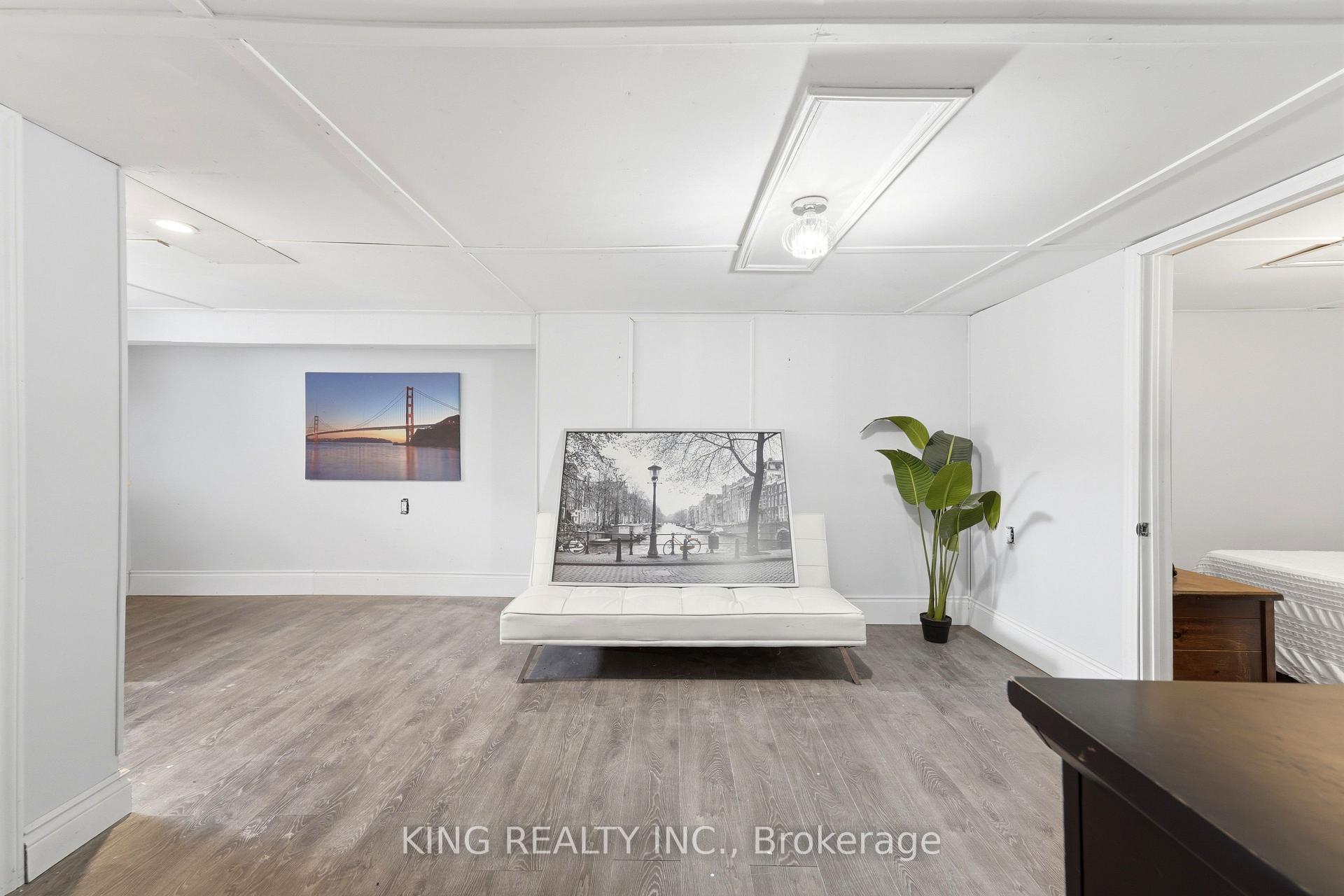 Photo 26 of 75 Tollgate Road, Brantford, Henderson-Sky Acres — HOMEH
