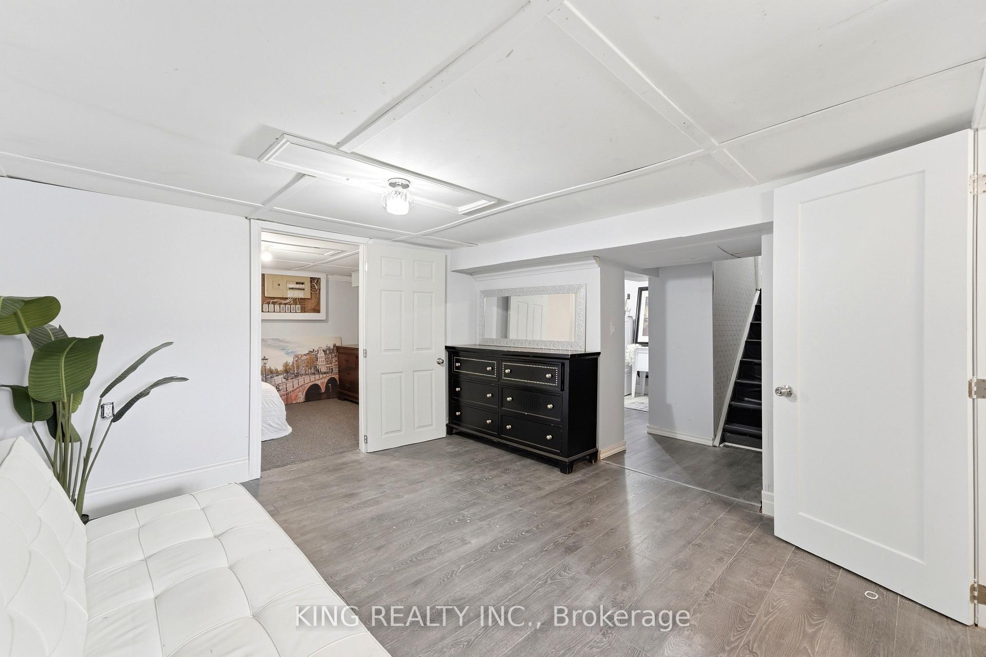 Photo 27 of 75 Tollgate Road, Brantford, Henderson-Sky Acres — HOMEH