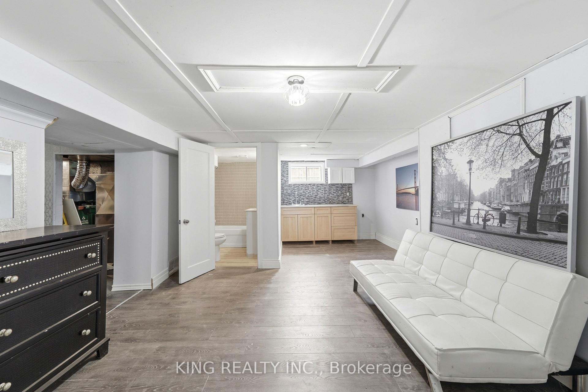 Photo 28 of 75 Tollgate Road, Brantford, Henderson-Sky Acres — HOMEH