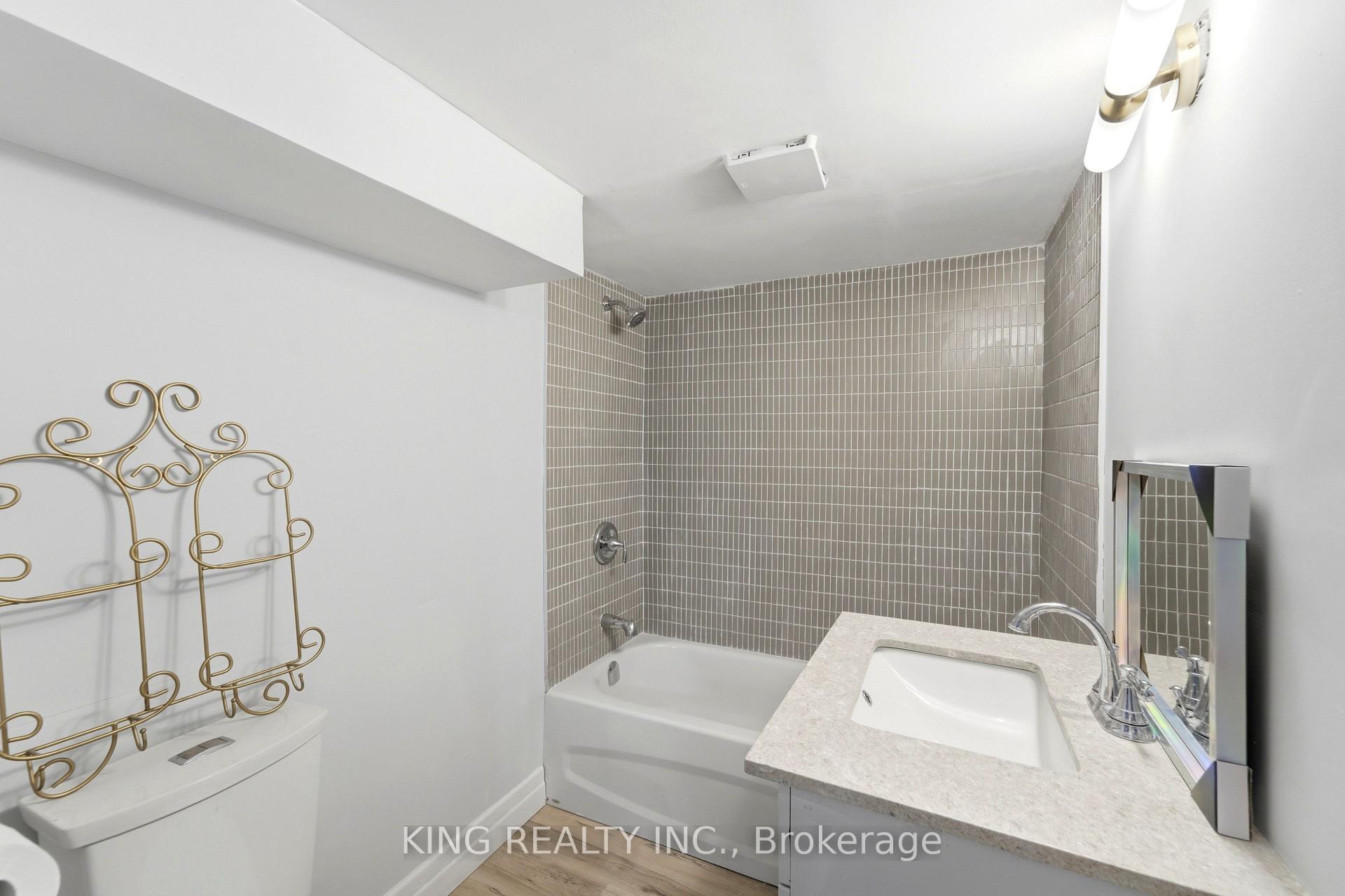 Photo 30 of 75 Tollgate Road, Brantford, Henderson-Sky Acres — HOMEH