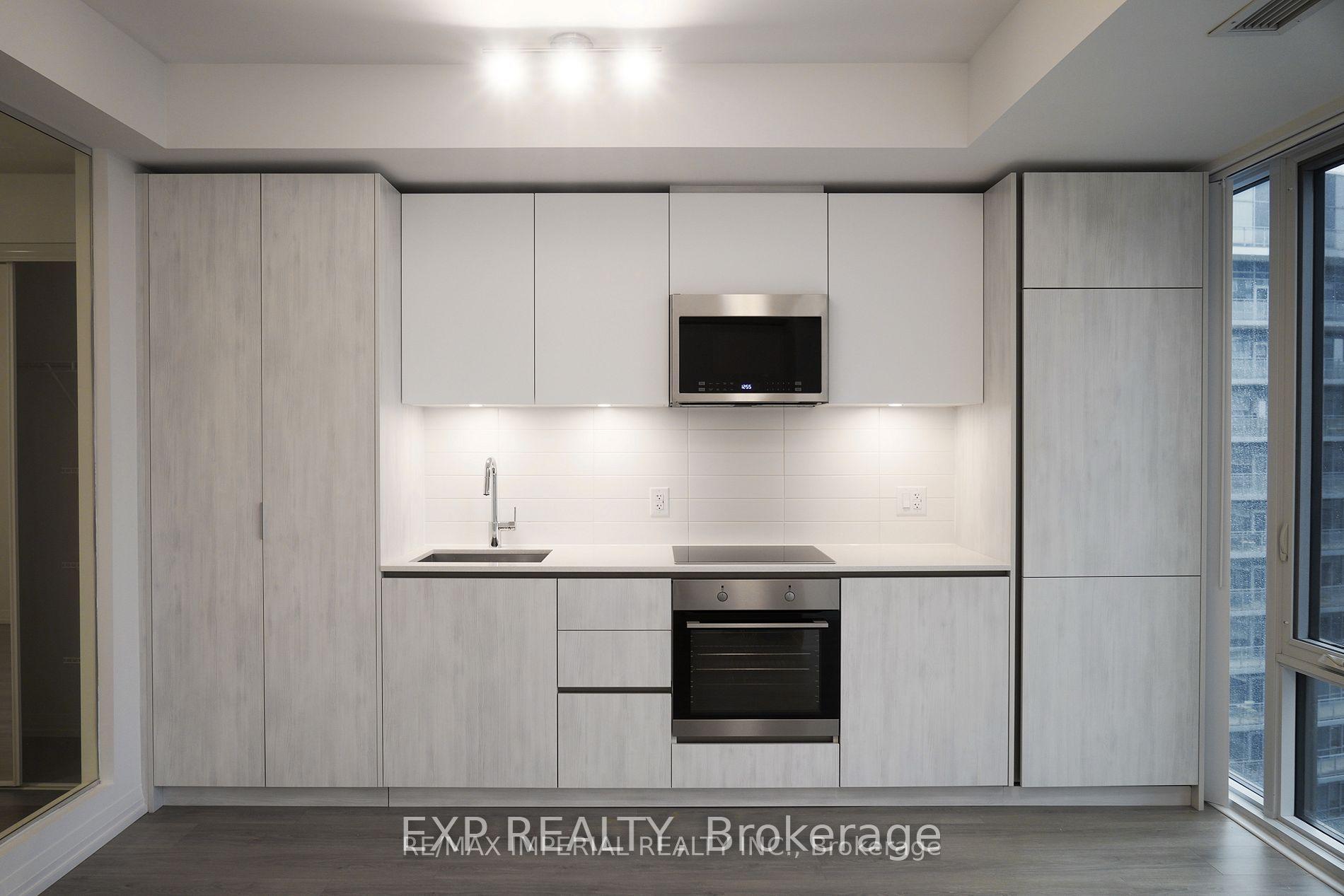 Photo 7 of Unit 4521, 28 Widmer Street, Toronto, Waterfront Communities — HOMEH