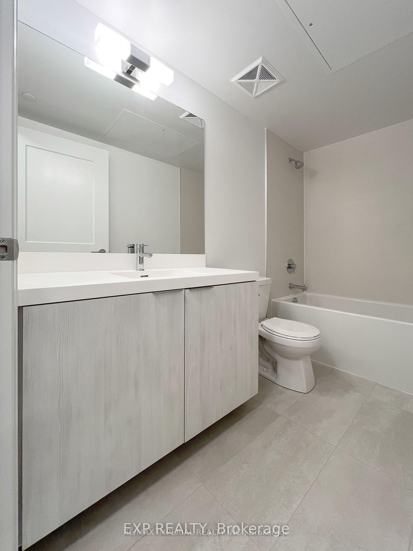 Photo 13 of Unit 4521, 28 Widmer Street, Toronto, Waterfront Communities — HOMEH