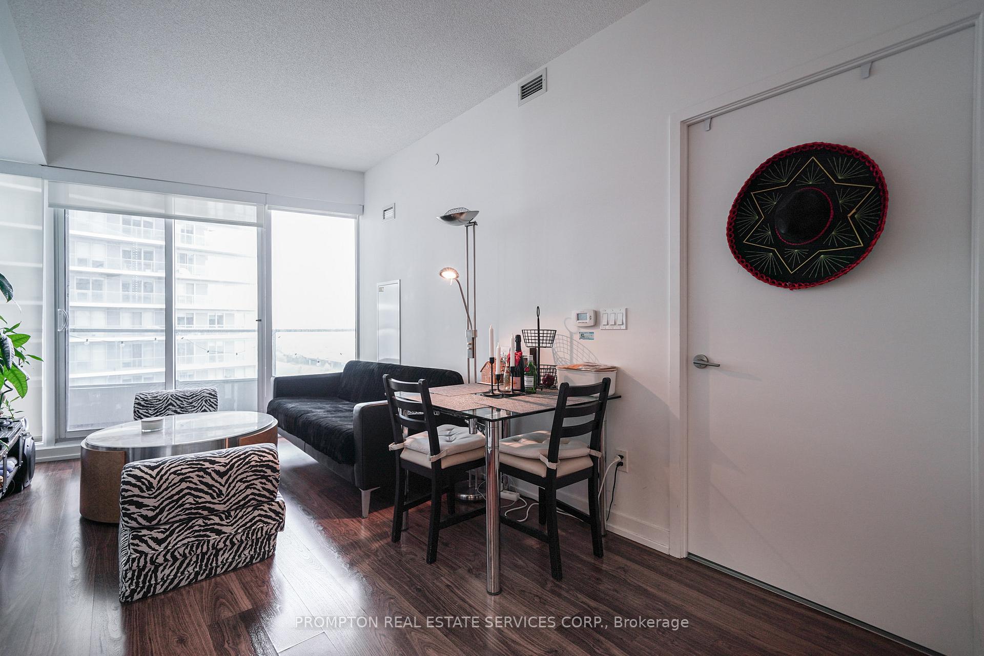 Photo 8 of Unit 506, 115 Mcmahon Drive, North York, Bayview Village — HOMEH
