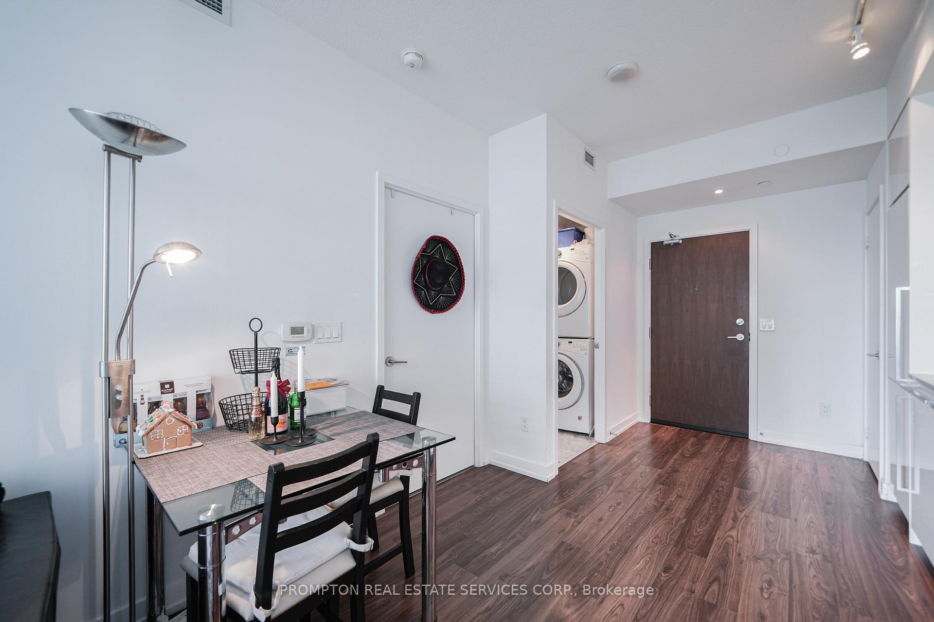 Photo 11 of Unit 506, 115 Mcmahon Drive, North York, Bayview Village — HOMEH
