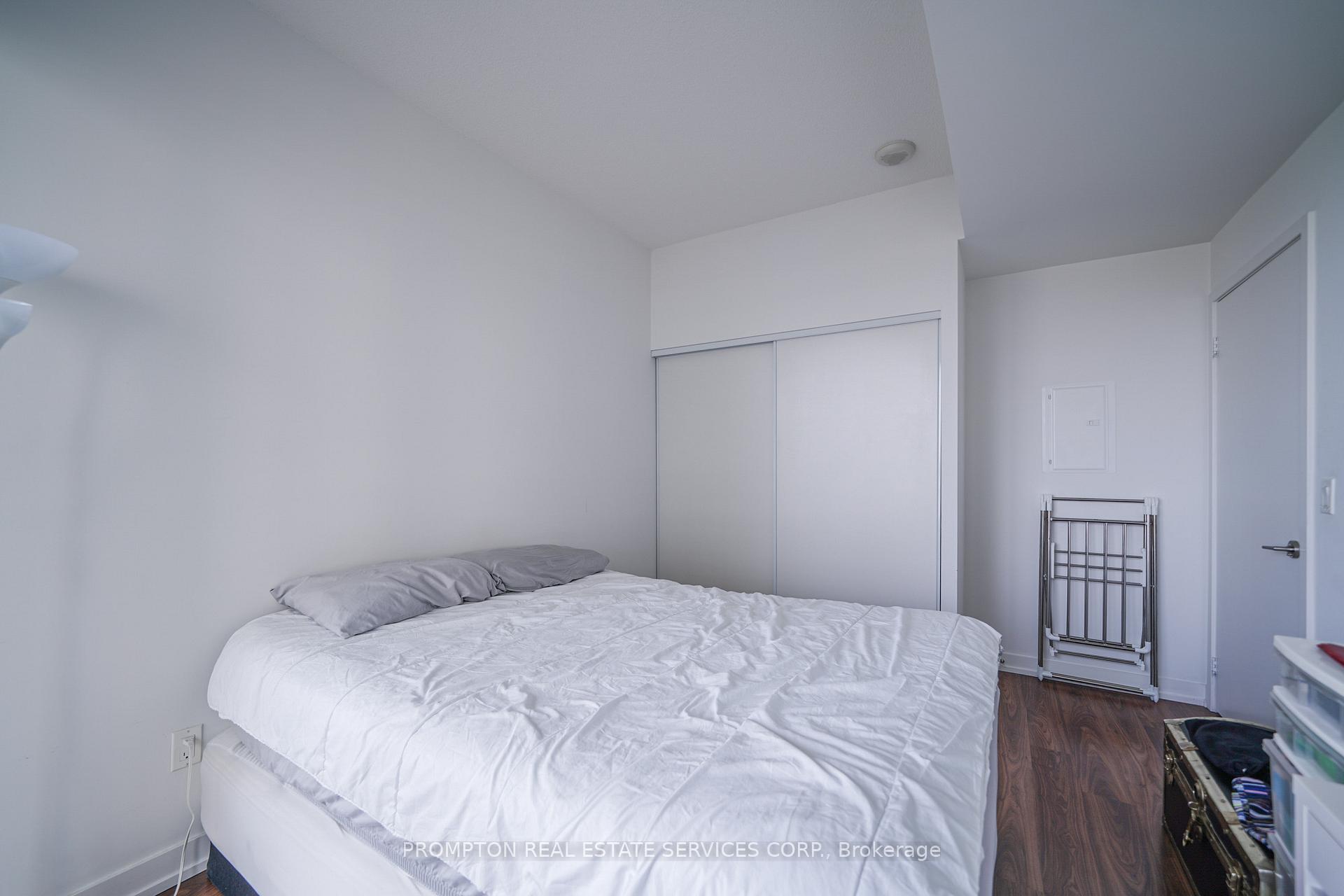 Photo 17 of Unit 506, 115 Mcmahon Drive, North York, Bayview Village — HOMEH