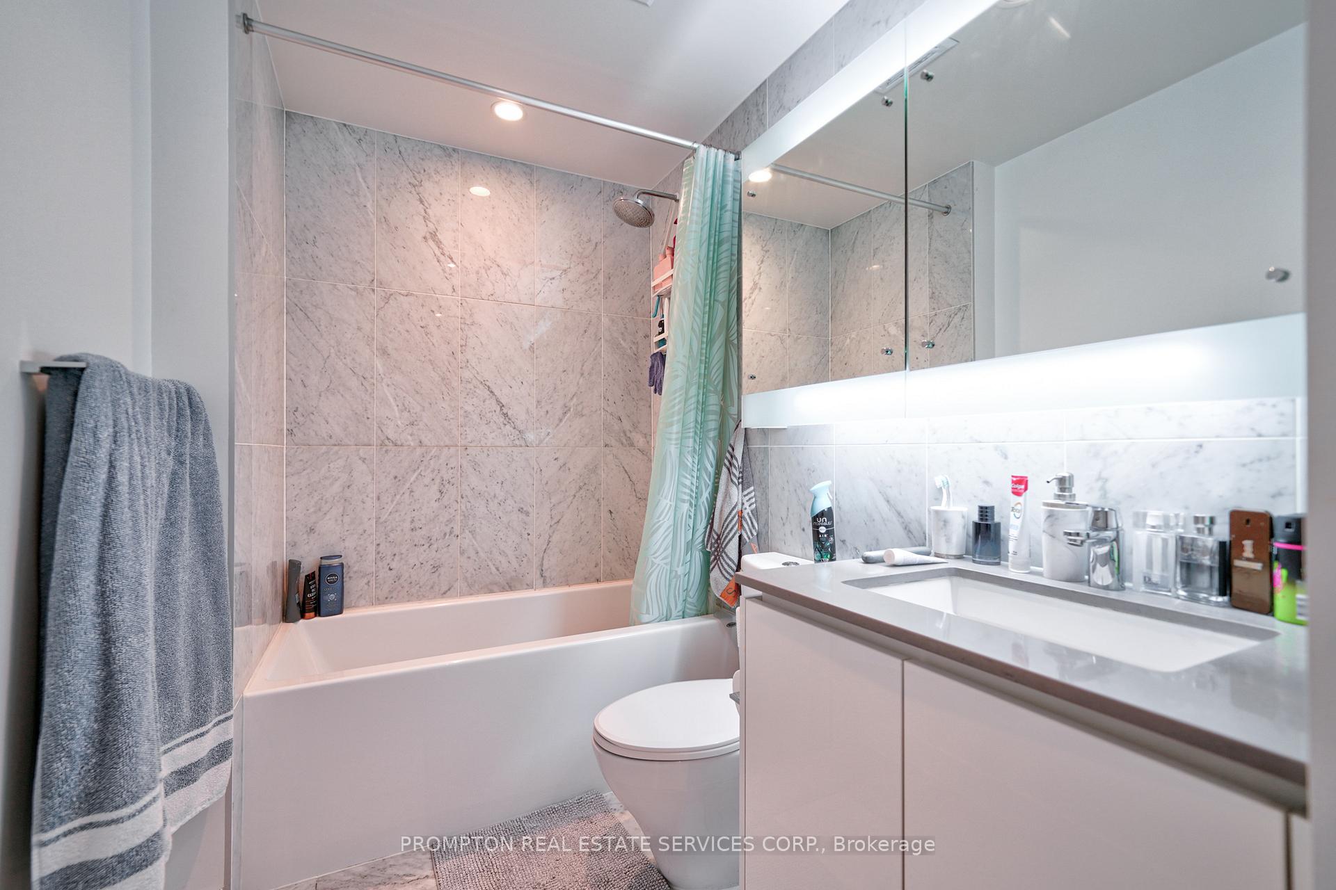 Photo 20 of Unit 506, 115 Mcmahon Drive, North York, Bayview Village — HOMEH