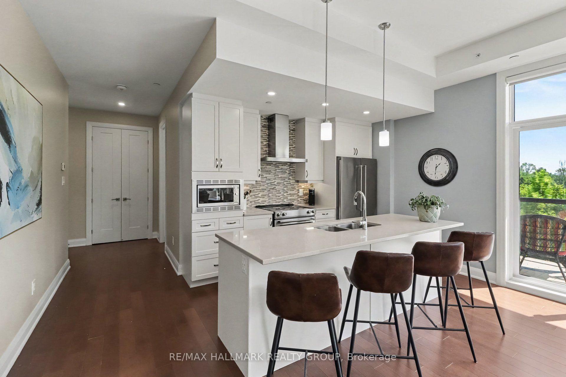 Photo 6 of Unit 202, 110 Cortile Private, Ottawa, Riverside South/Gloucester Glen — HOMEH