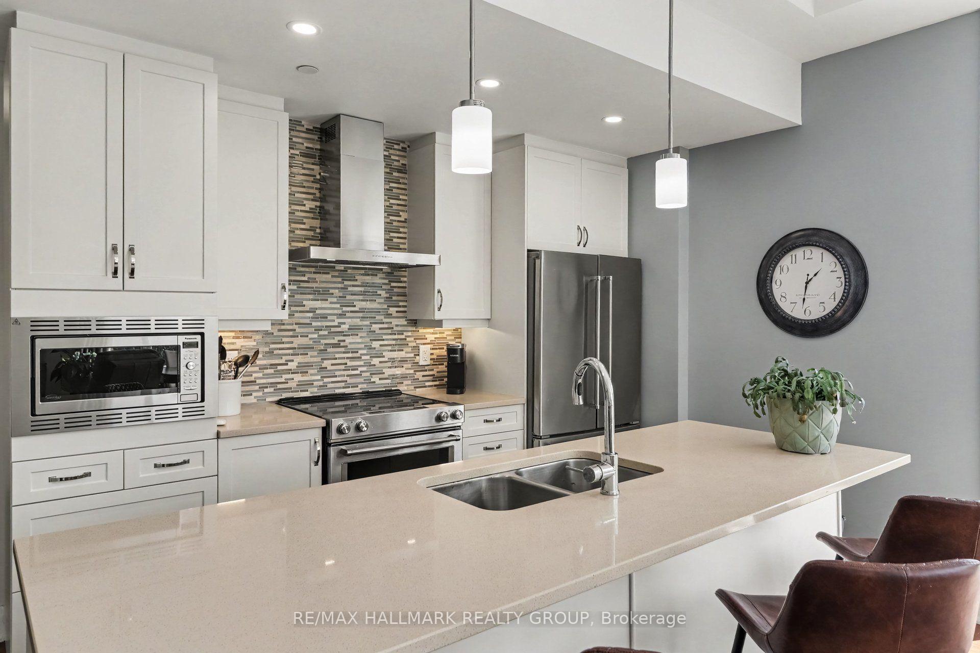 Photo 7 of Unit 202, 110 Cortile Private, Ottawa, Riverside South/Gloucester Glen — HOMEH
