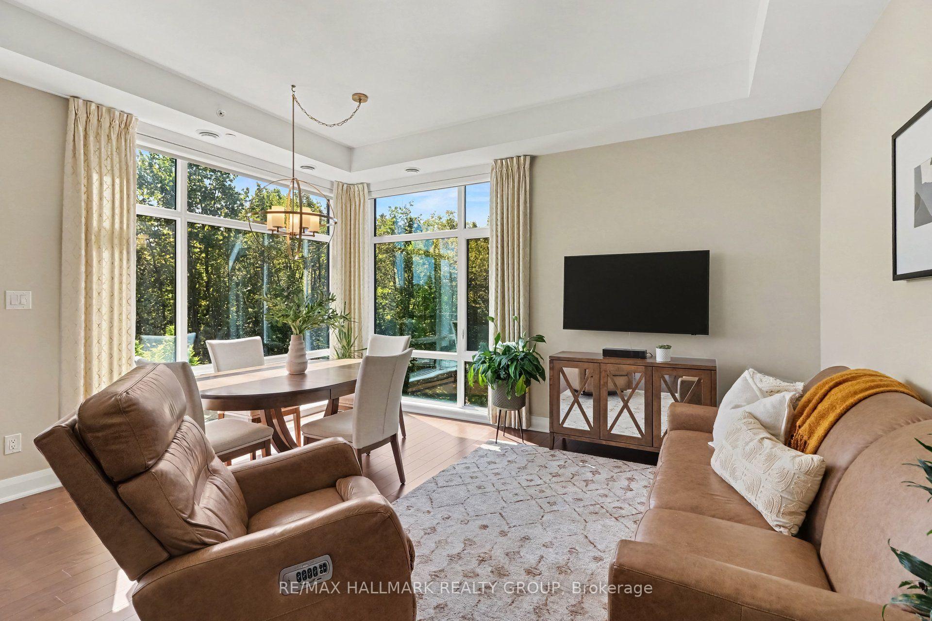 Photo 15 of Unit 202, 110 Cortile Private, Ottawa, Riverside South/Gloucester Glen — HOMEH