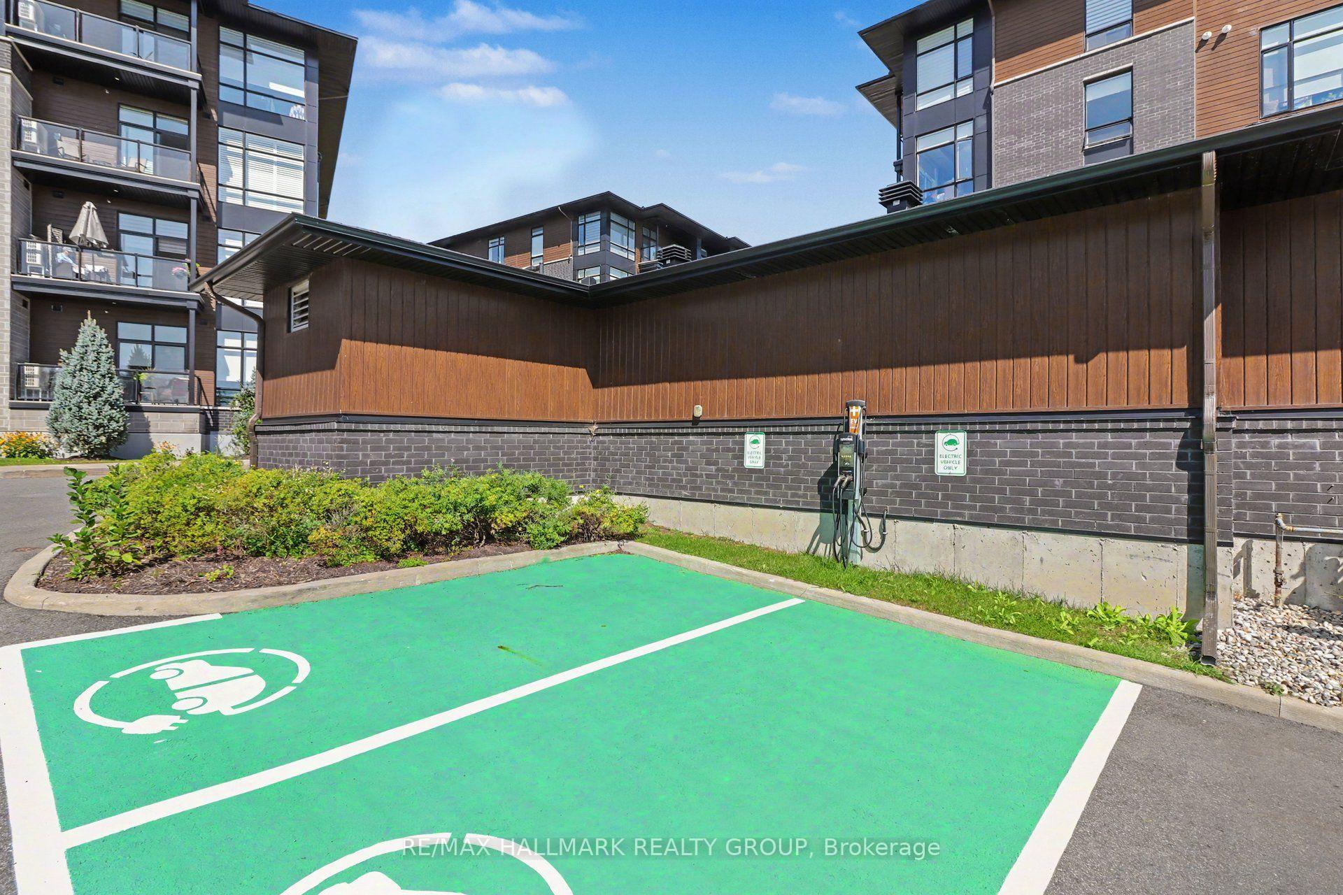 Photo 30 of Unit 202, 110 Cortile Private, Ottawa, Riverside South/Gloucester Glen — HOMEH