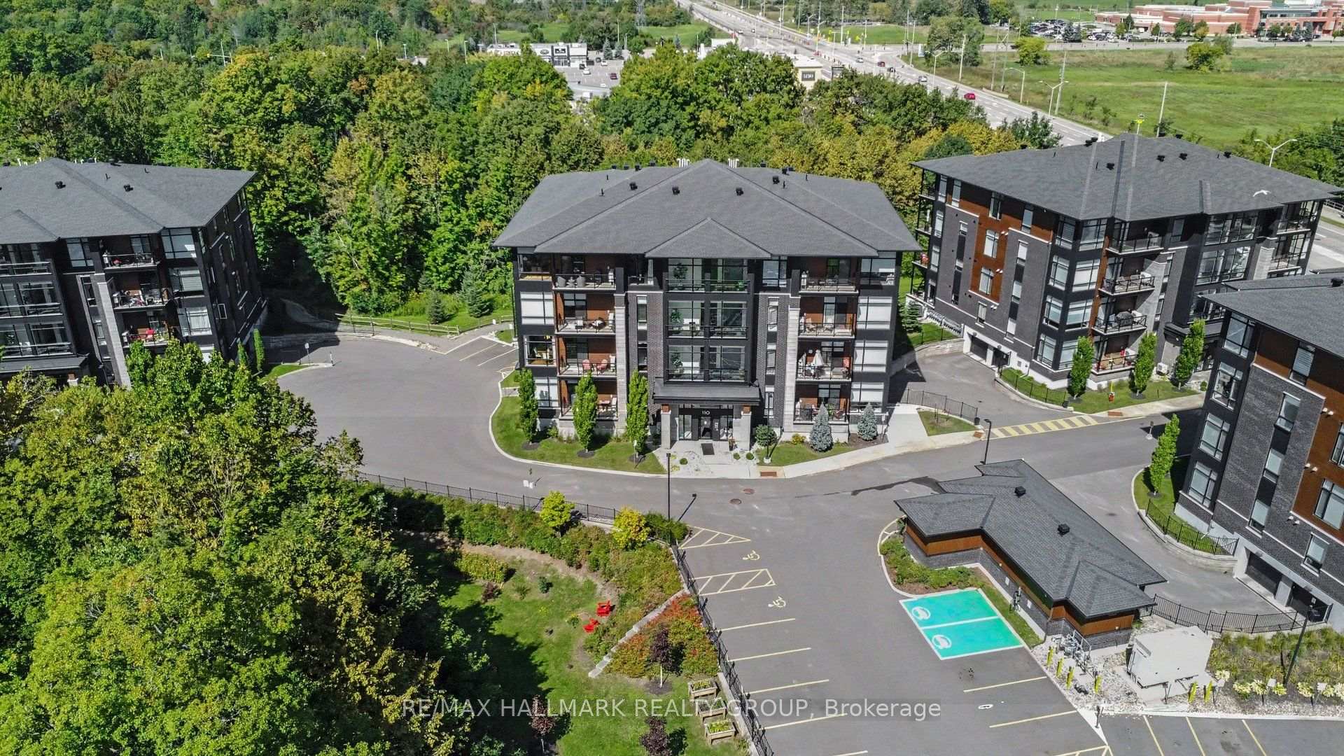 Photo 32 of Unit 202, 110 Cortile Private, Ottawa, Riverside South/Gloucester Glen — HOMEH