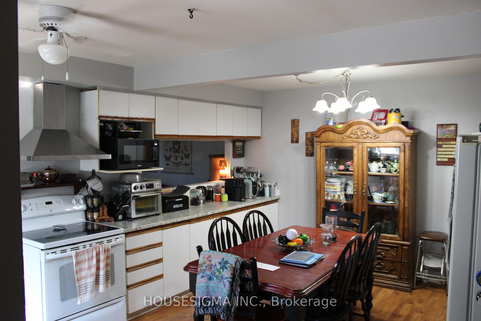 Photo 5 of 430 Harcourt Drive, Oshawa, Donevan — HOMEH