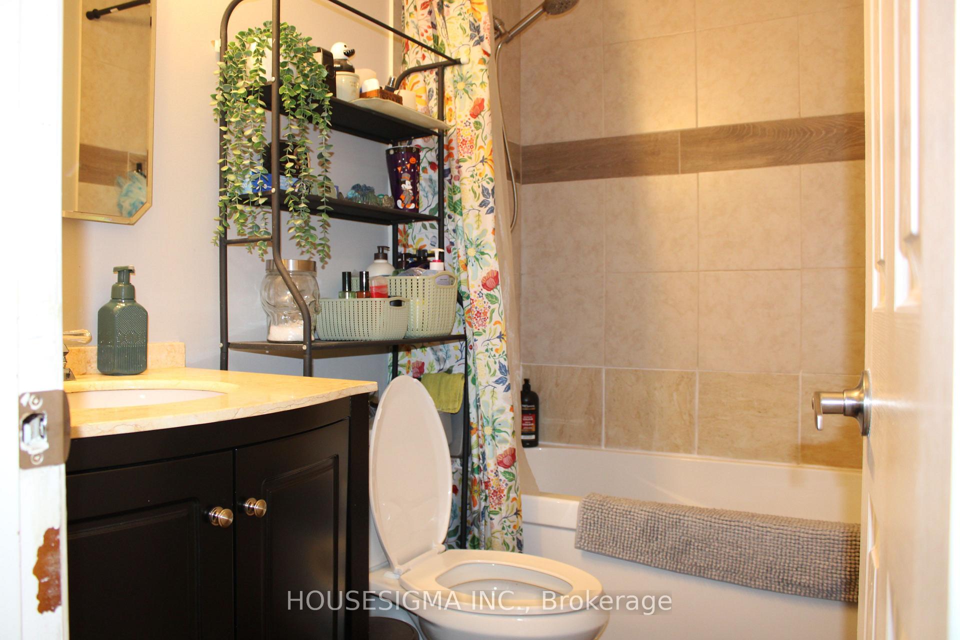 Photo 9 of 430 Harcourt Drive, Oshawa, Donevan — HOMEH