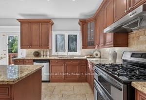 Photo 43 of 23 Mackay Drive, Richmond Hill, South Richvale — HOMEH