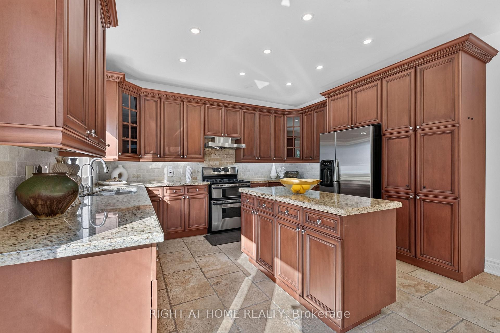Photo 36 of 23 Mackay Drive, Richmond Hill, South Richvale — HOMEH