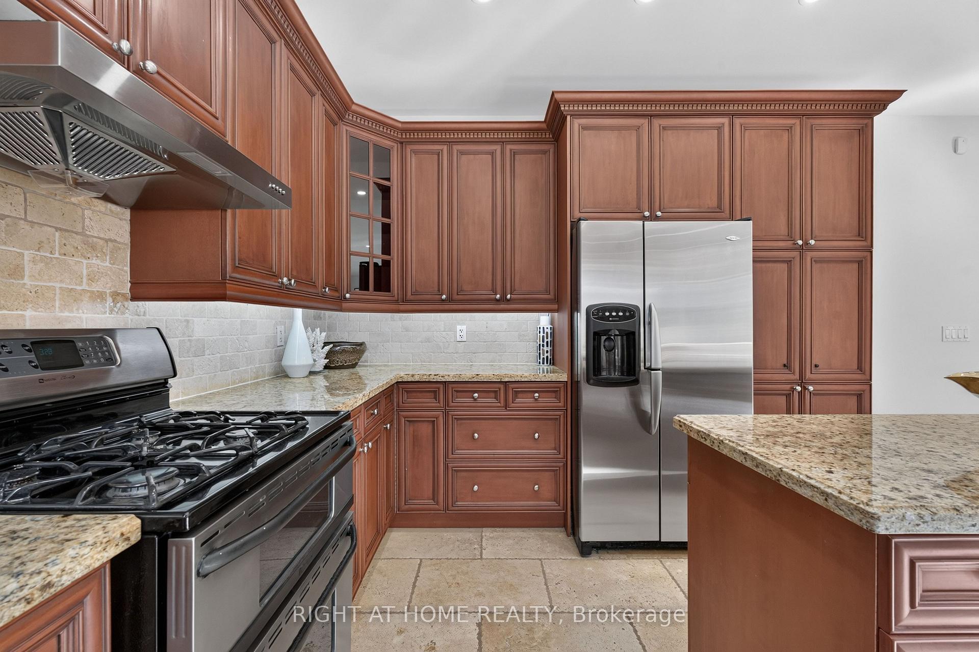 Photo 40 of 23 Mackay Drive, Richmond Hill, South Richvale — HOMEH