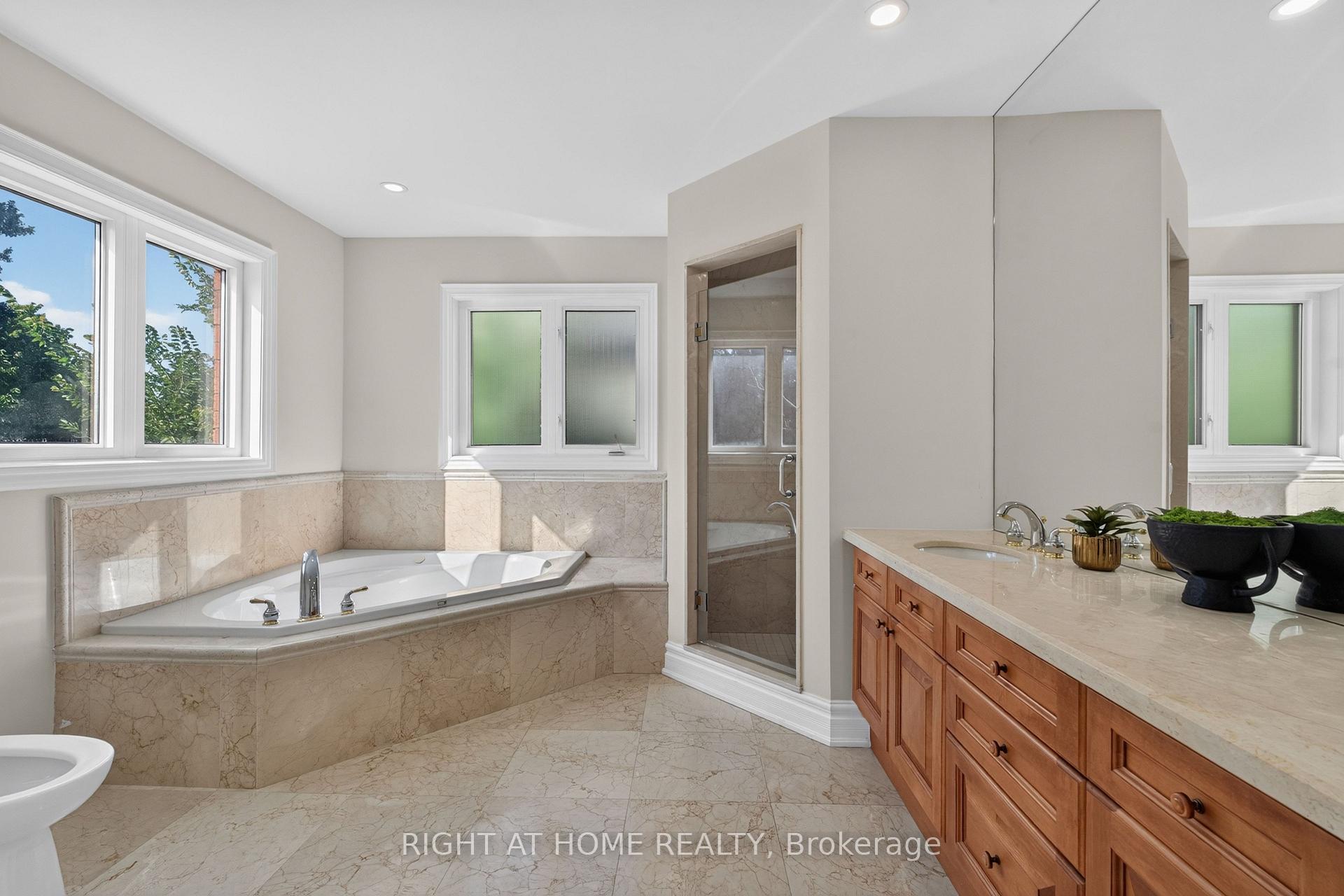 Photo 54 of 23 Mackay Drive, Richmond Hill, South Richvale — HOMEH