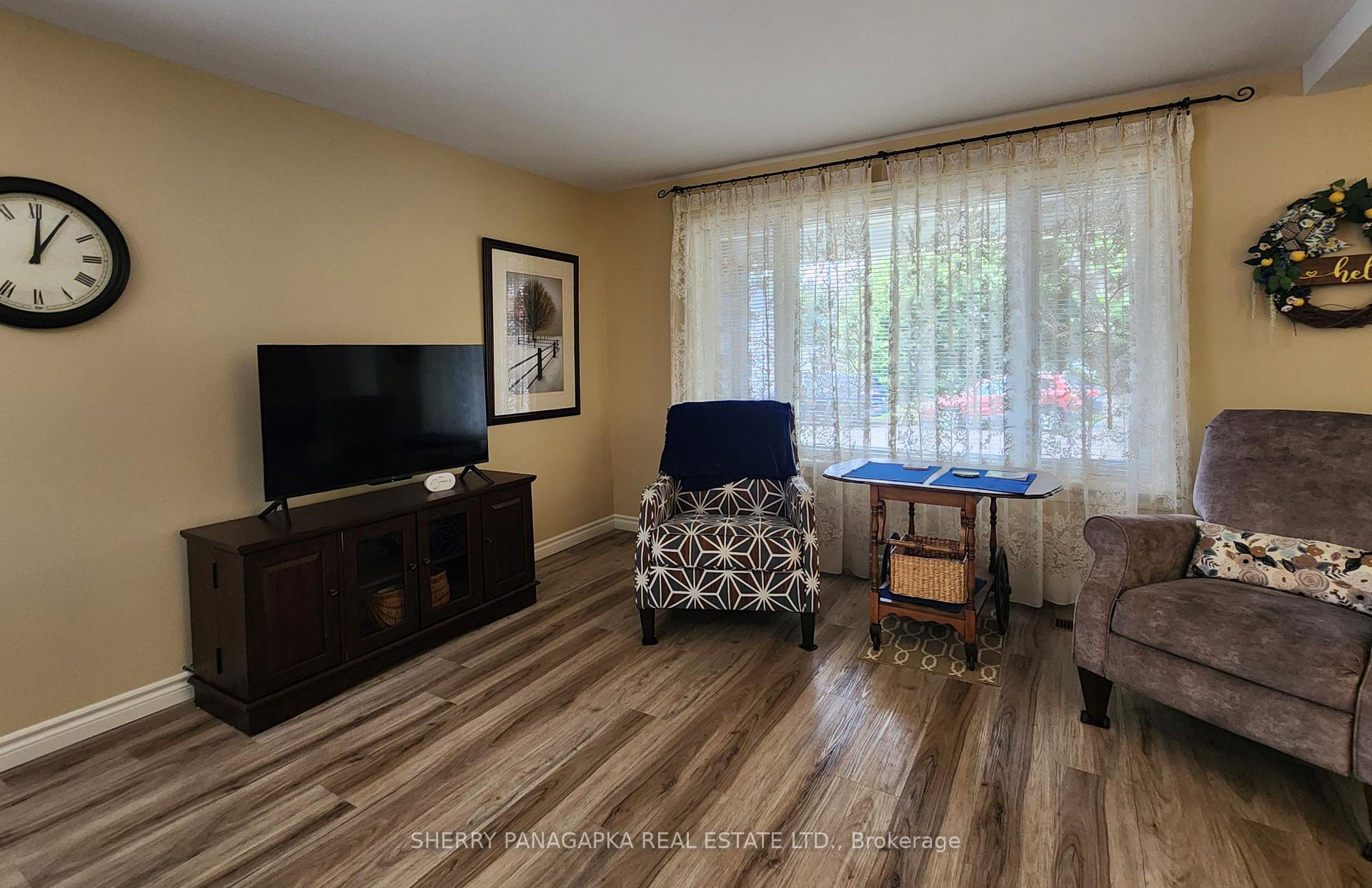 Photo 8 of 89 Second Street E, Kirkland Lake — HOMEH