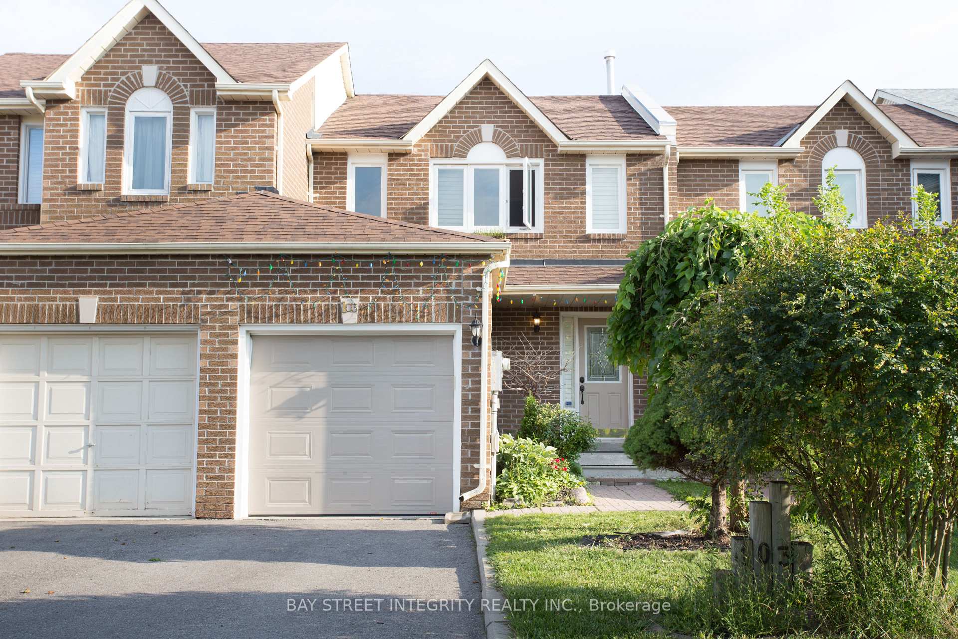 Photo 1 of 103 Rose Branch Drive, Richmond Hill, Devonsleigh — HOMEH