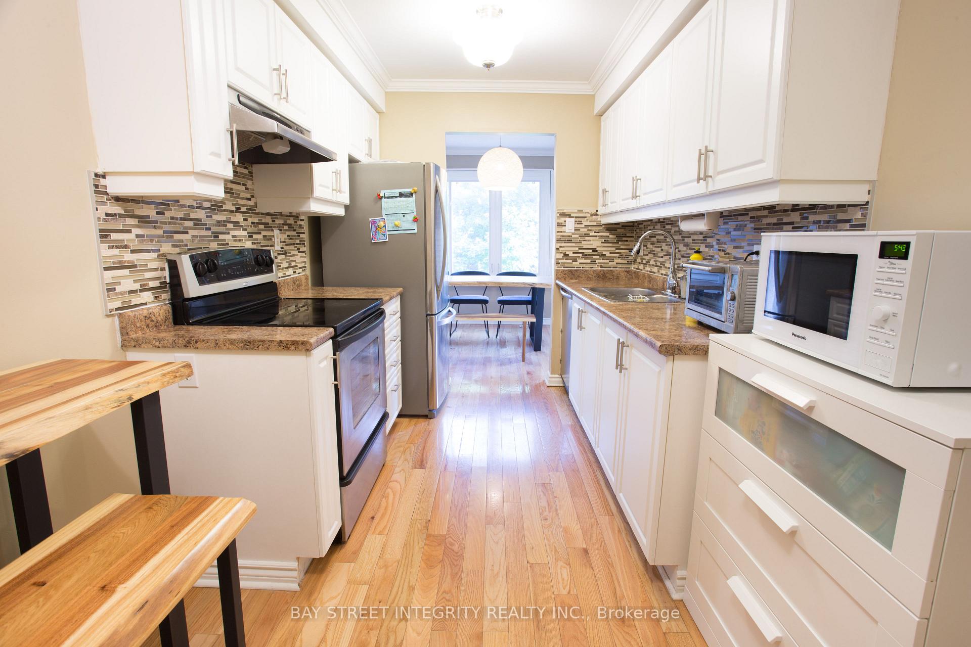 Photo 4 of 103 Rose Branch Drive, Richmond Hill, Devonsleigh — HOMEH
